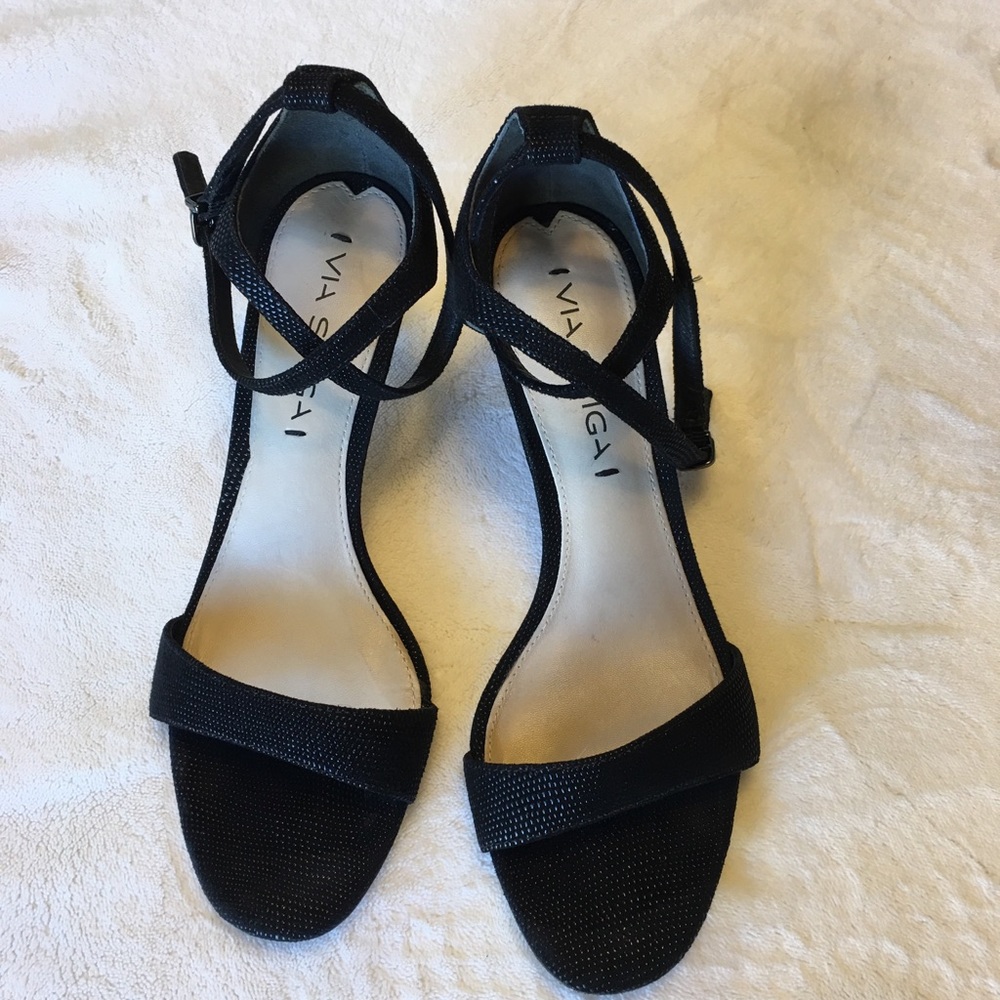 Via Spiga ankle strap black sandal